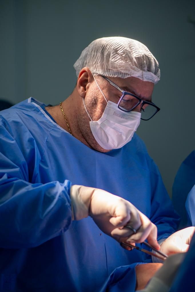 Prof. Nauro Hudson Monteiro em atendimento